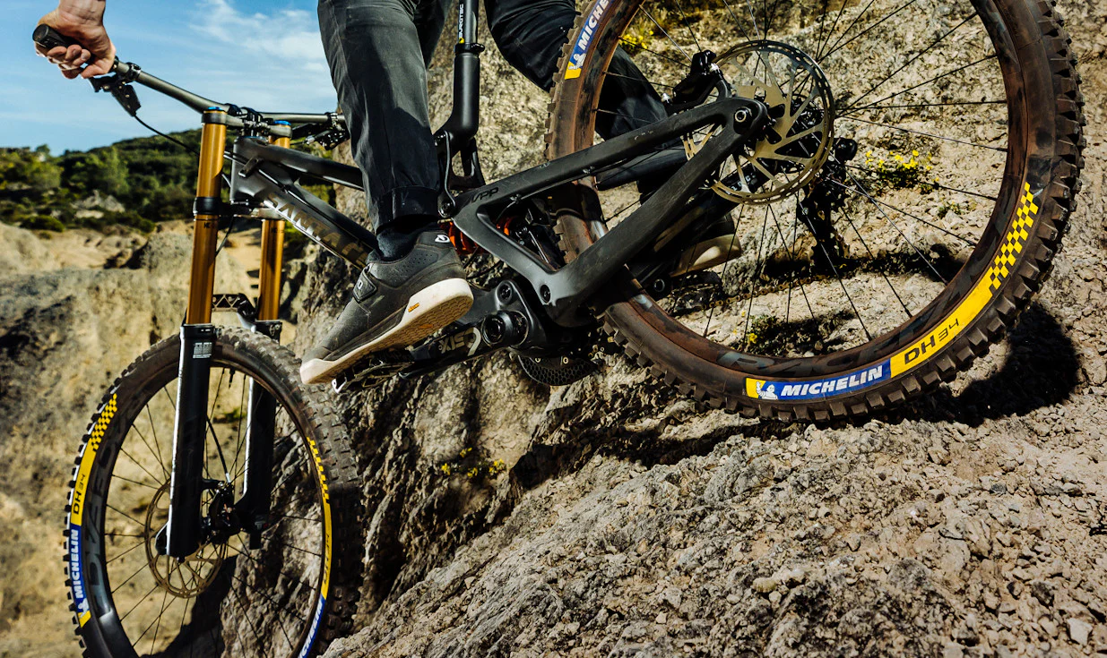 Pneumatico Michelin DH 34 Magi-XDH - DownHill Shield Bead2Bead - Tubeless Ready - Image 4