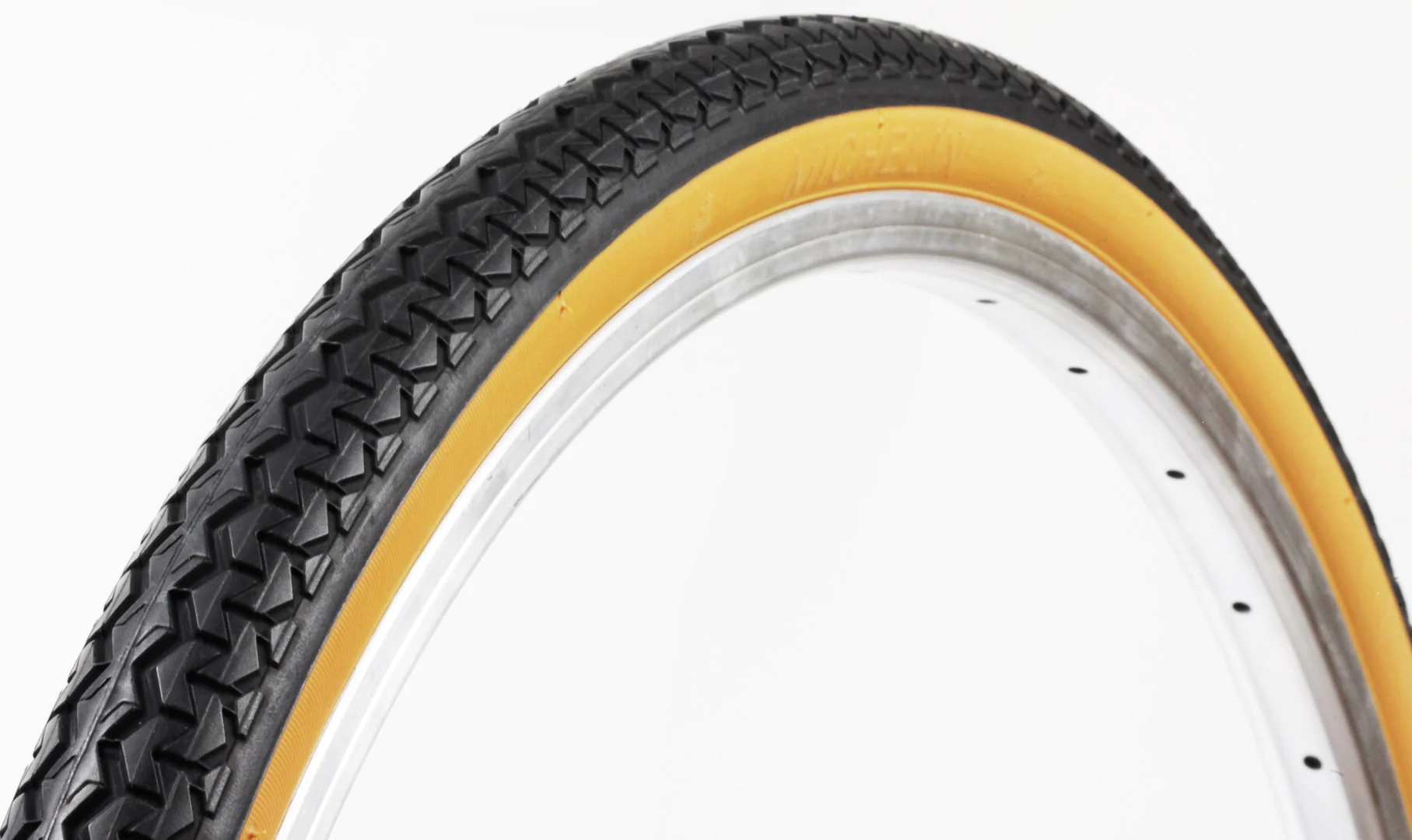 Copertone Michelin World Tour 700