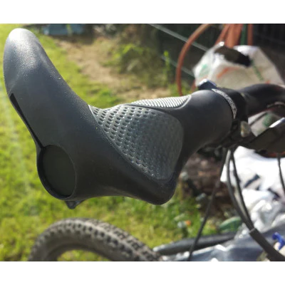 Manopole ergonomiche con appendici manubrio da 138 mm - Image 6